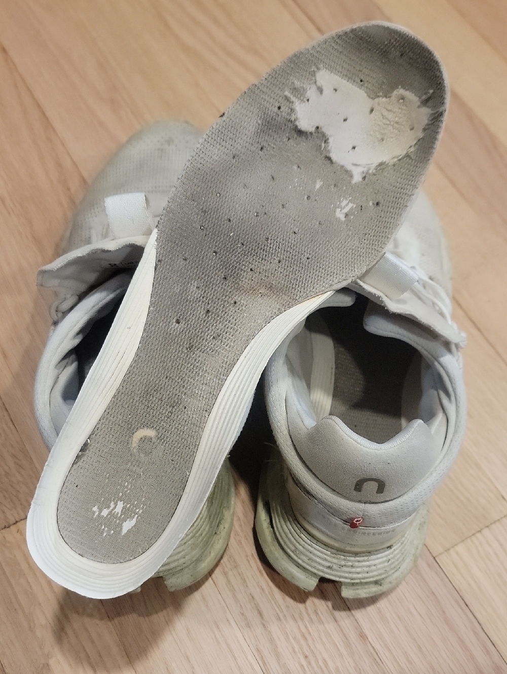 Well Loved On Cloud Running Shoes